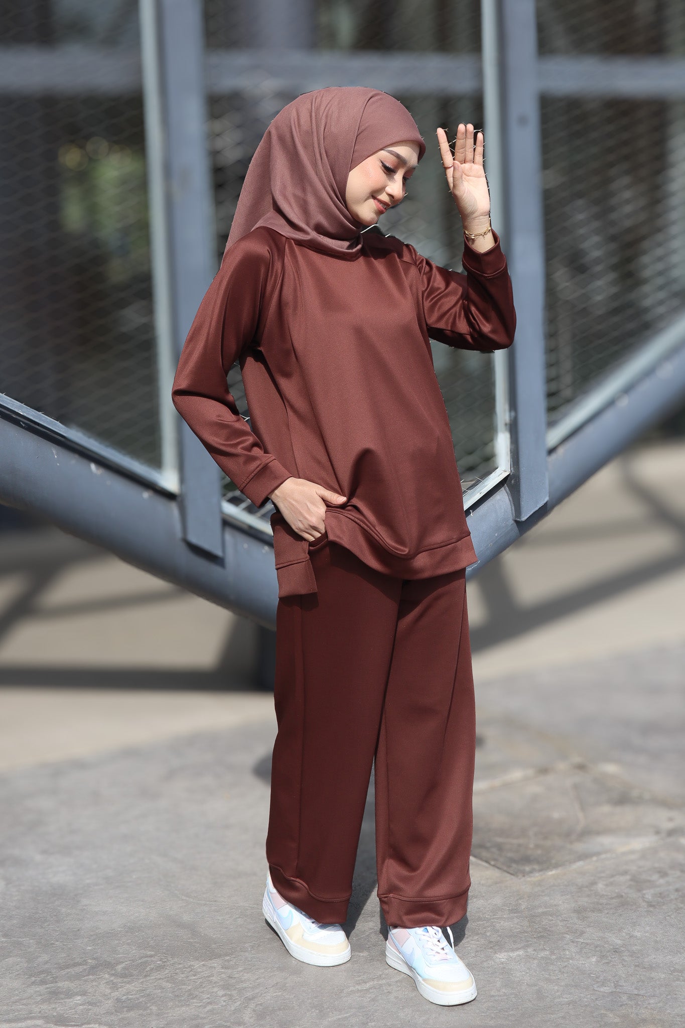 RICH BROWN - SERENE TOP