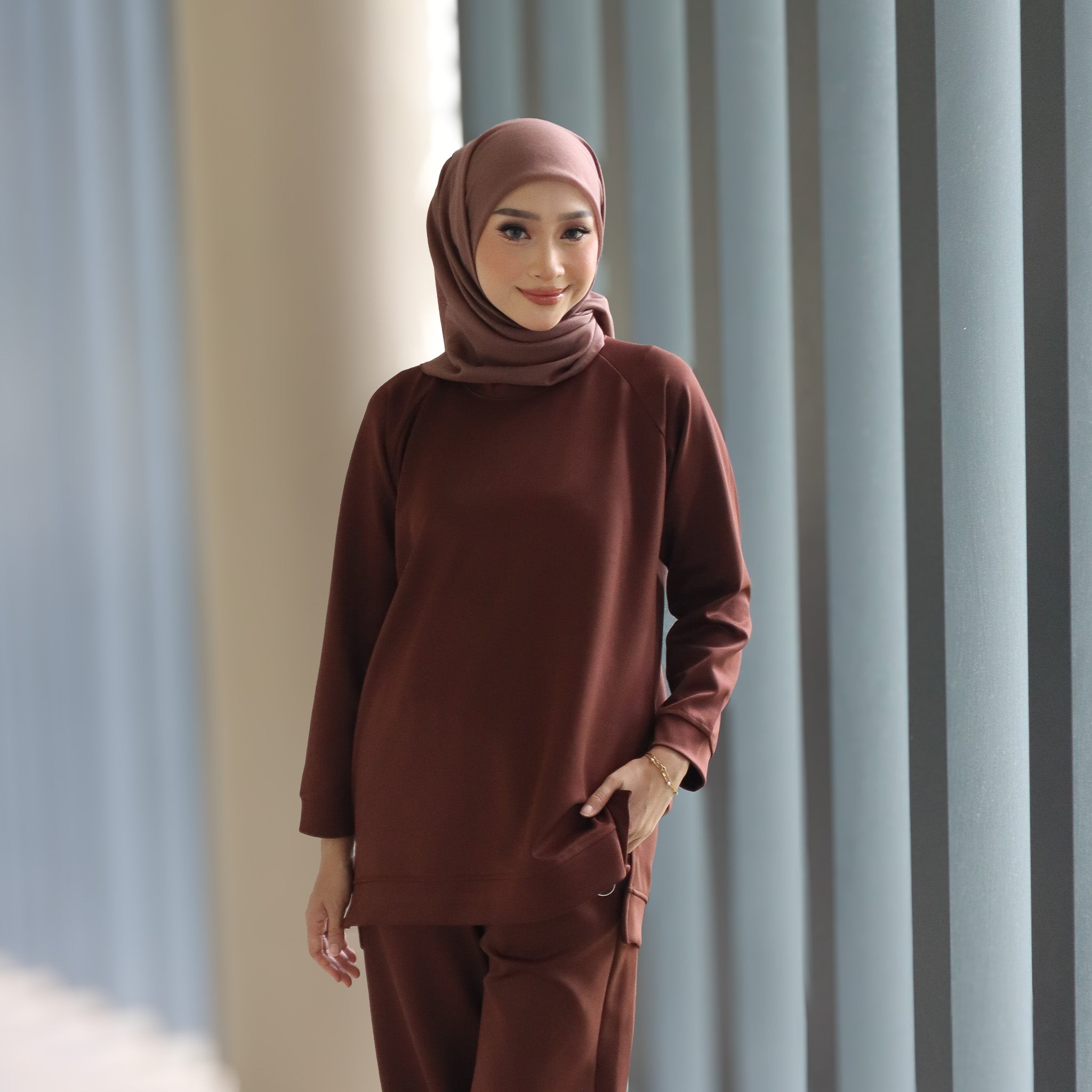 RICH BROWN - SERENE TOP