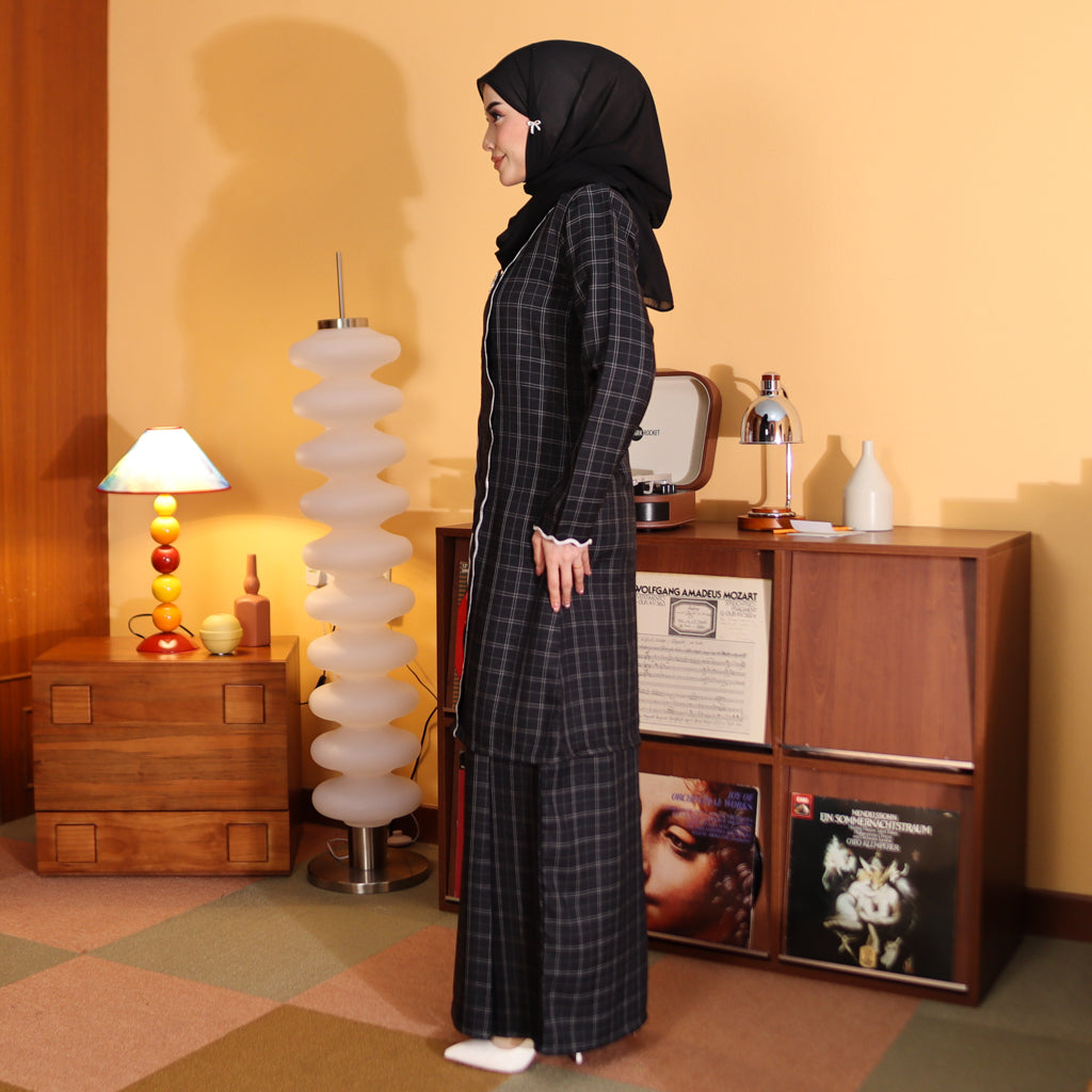 BLACK - KEBAYA LABUH  "TULUS" ADULT