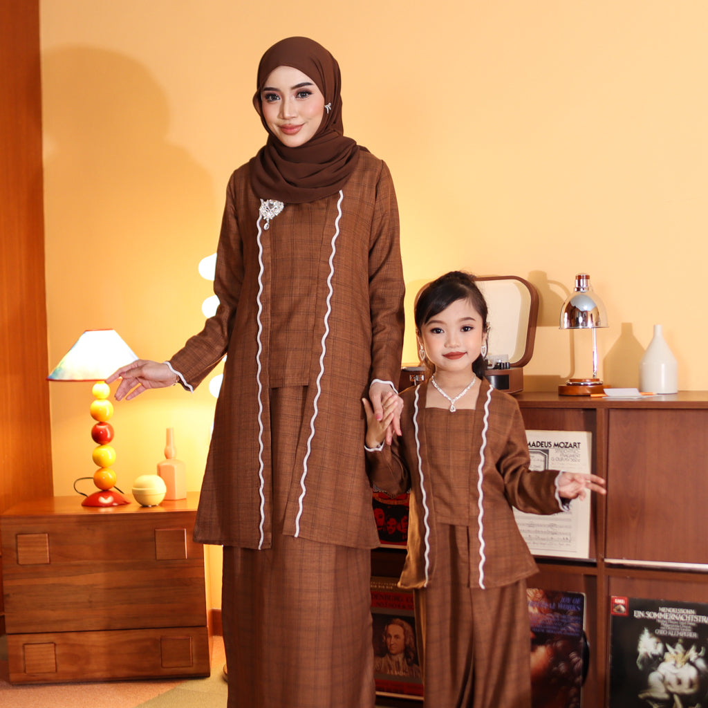 CHOCO BROWN - KEBAYA LABUH  "TULUS" ADULT