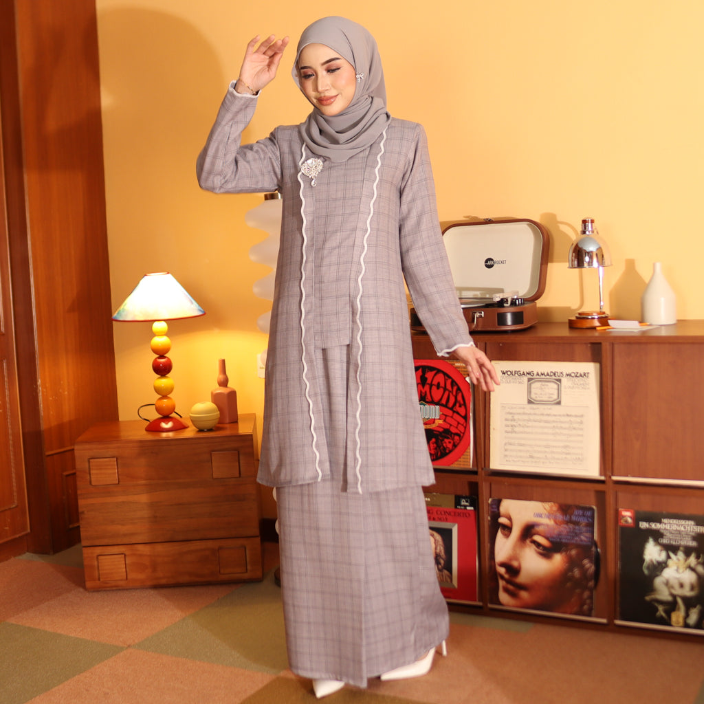 GREY - KEBAYA LABUH  "TULUS" ADULT