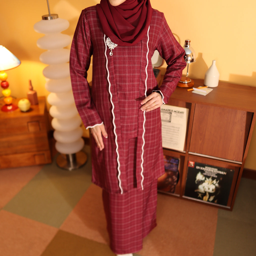 BURGUNDY - KEBAYA LABUH  "TULUS" ADULT