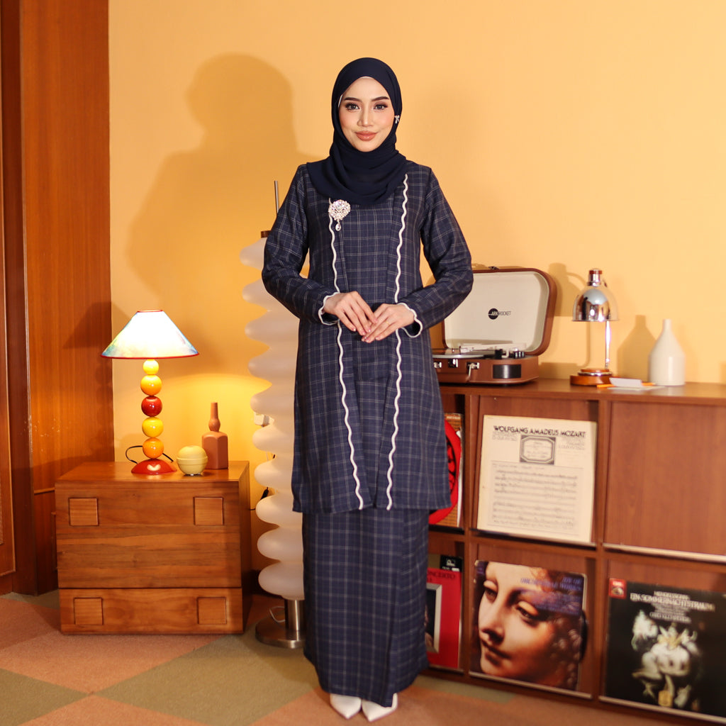 NAVY - KEBAYA LABUH  "TULUS" ADULT