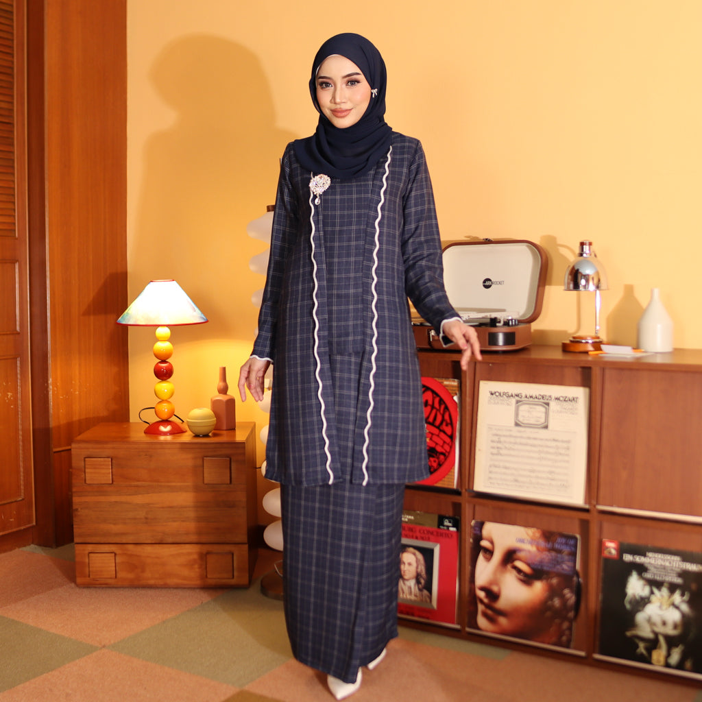 NAVY - KEBAYA LABUH  "TULUS" ADULT