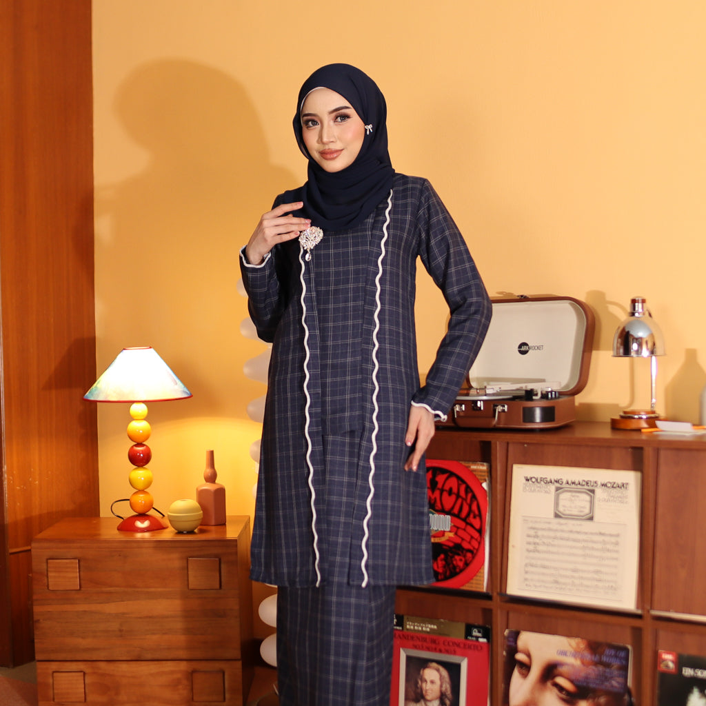 NAVY - KEBAYA LABUH  "TULUS" ADULT