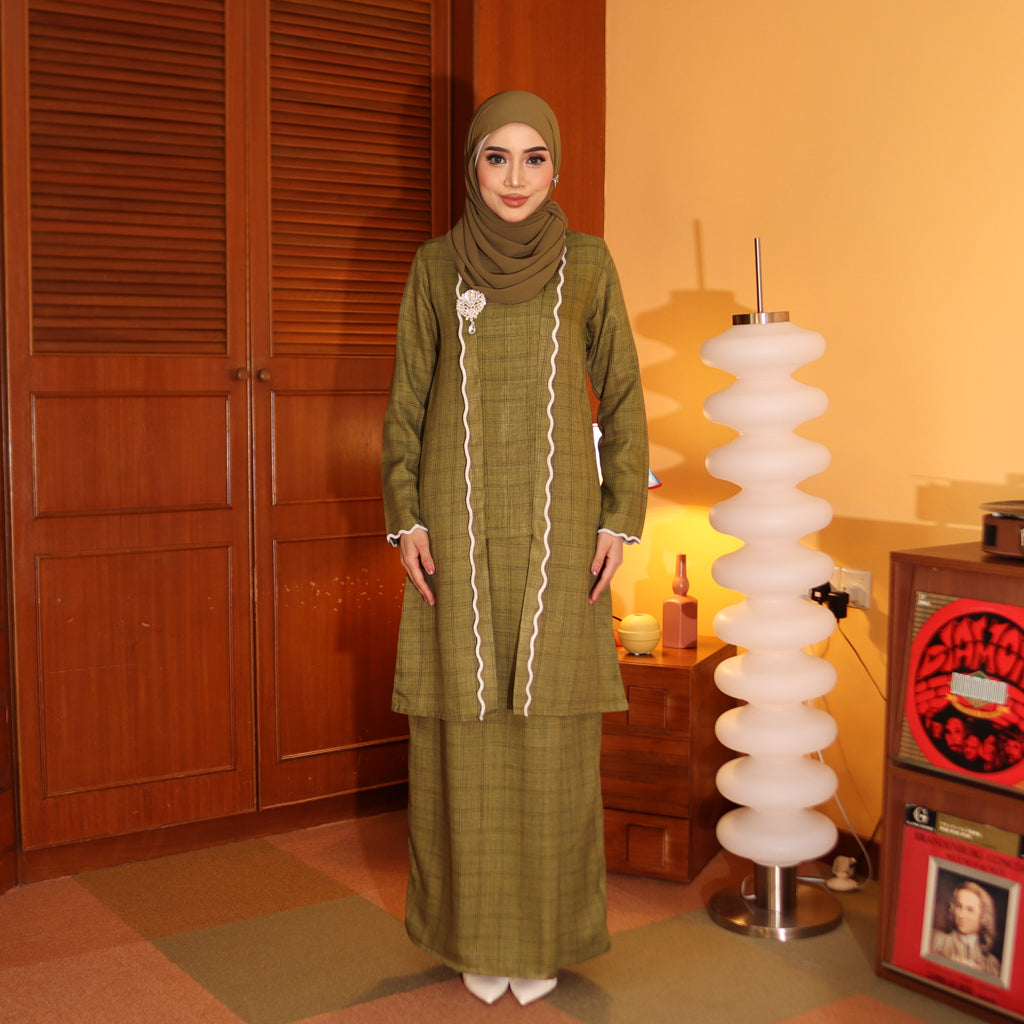 OLIVE - KEBAYA LABUH  "TULUS" ADULT