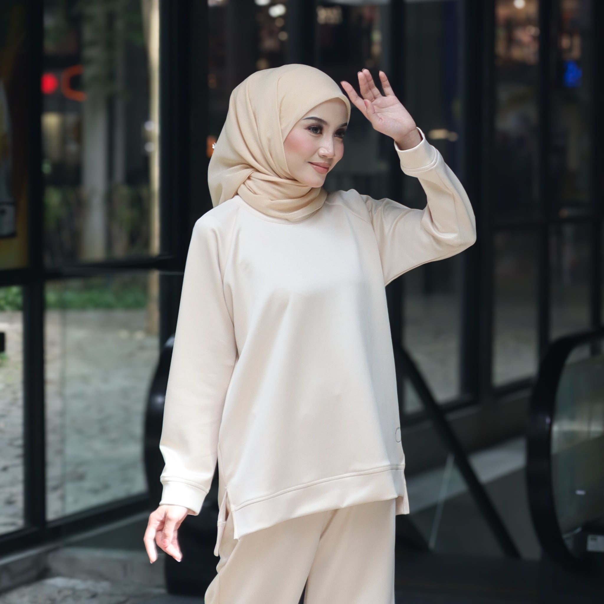 KHAKI - SERENE TOP