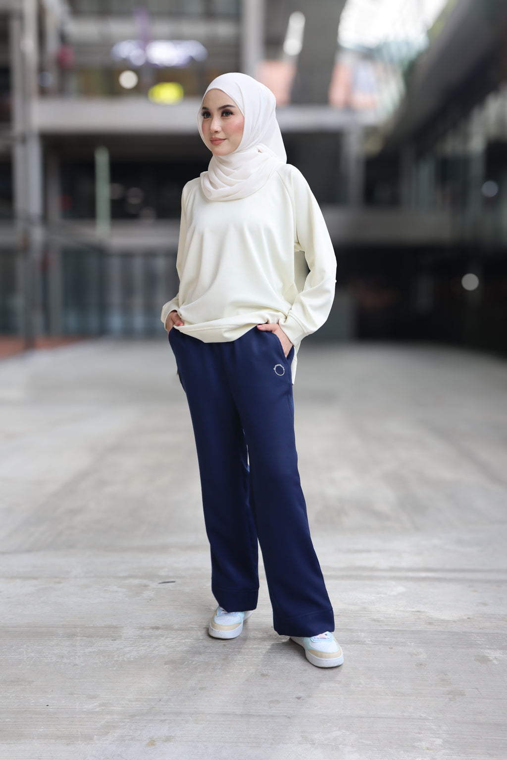 NAVY - SERENE PANT